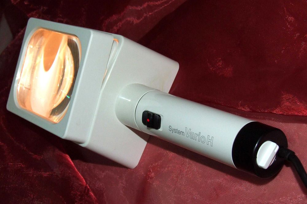 Lupa cu iluminare Eschenbach Vario, profesionala Made in Germany NOUA