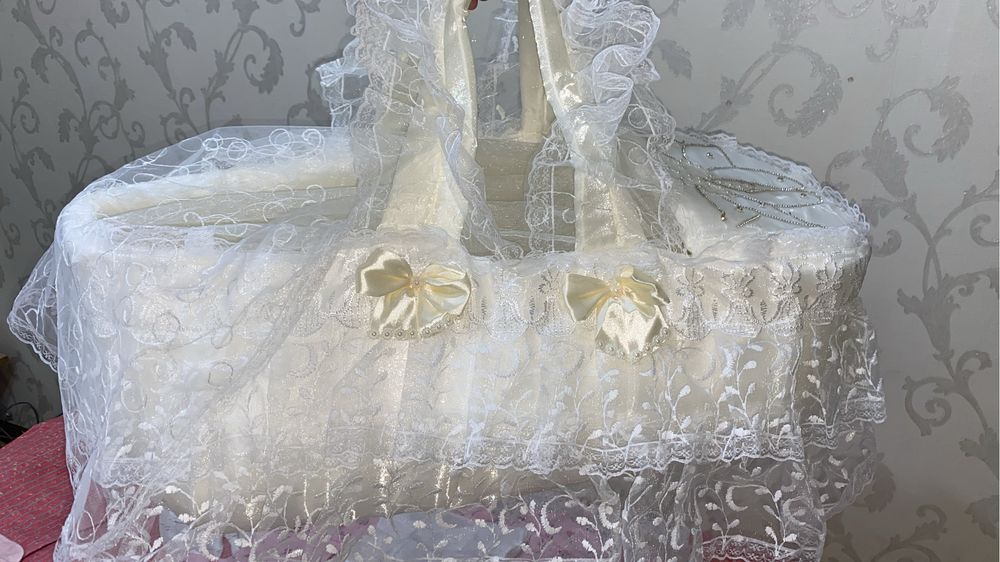 Уголок,кокон для выписки не дорого