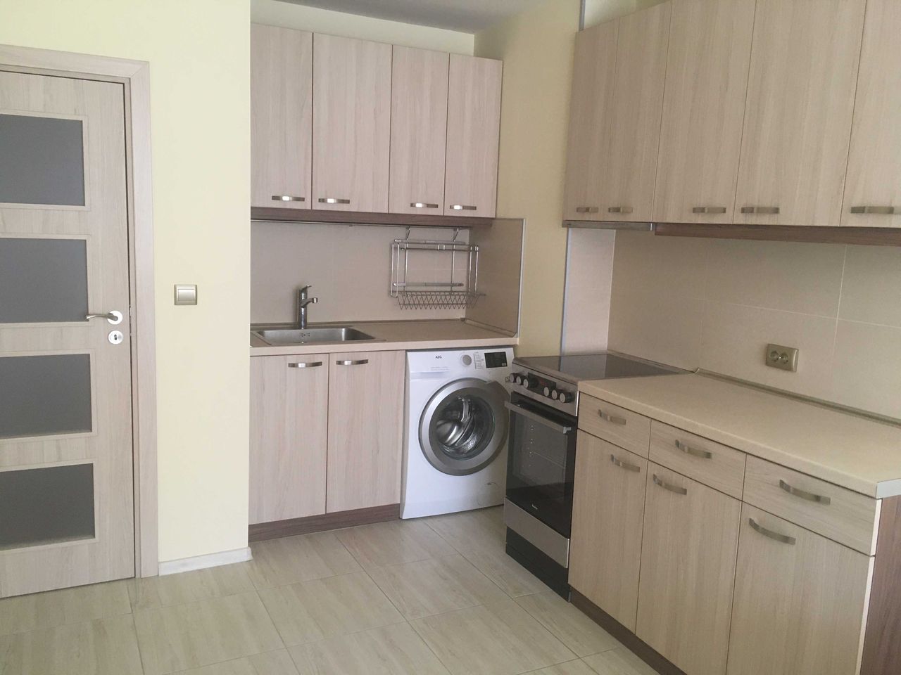 Дава се под наем Мезонет в София, Студентски град - 125 кв.м за 892.5 € - Снимка #17