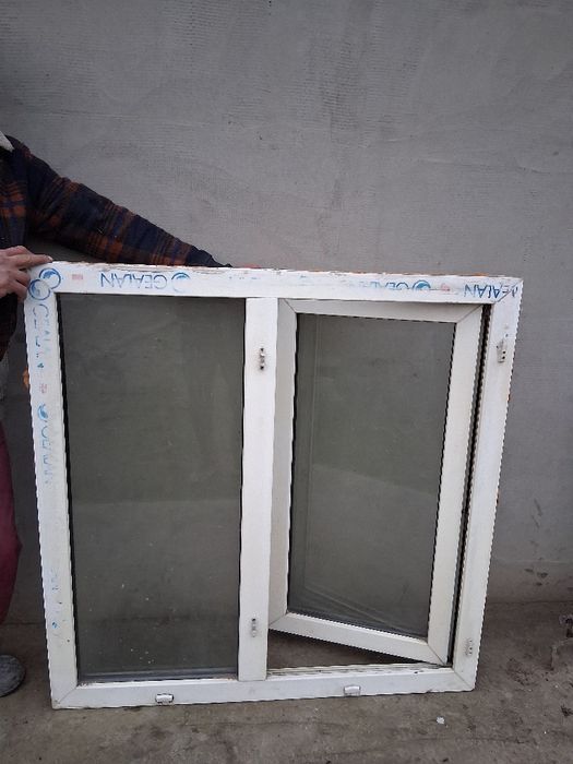 Vând geamuri termopane