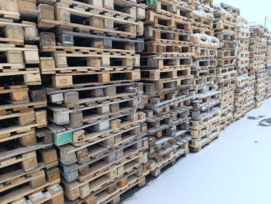 Поддоны б.у много