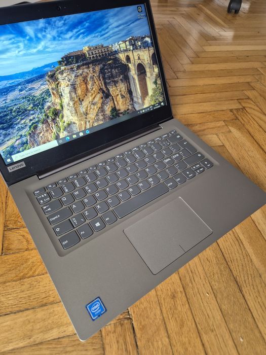 Laptop ultraslim Lenovo ideapad 120