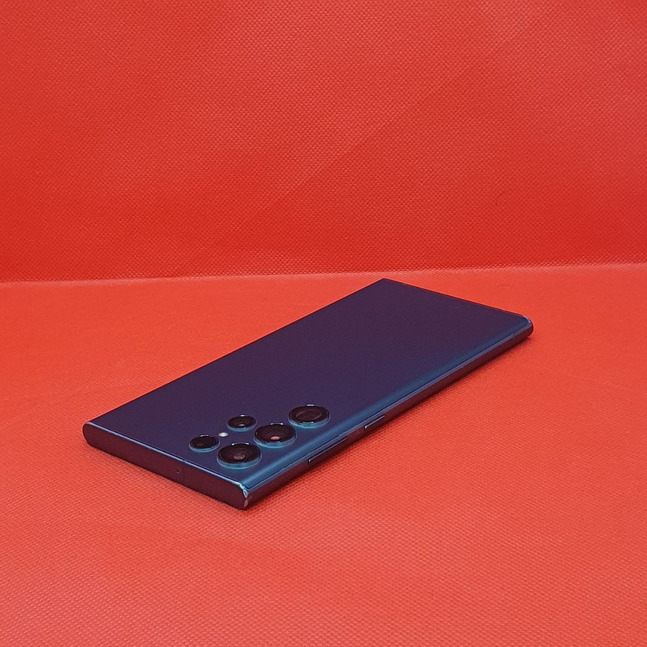 Samsung s22 ultra srochna sotiladi