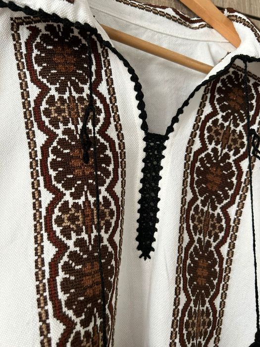 Cămașă tradițională bărbătească,model din Bucovina