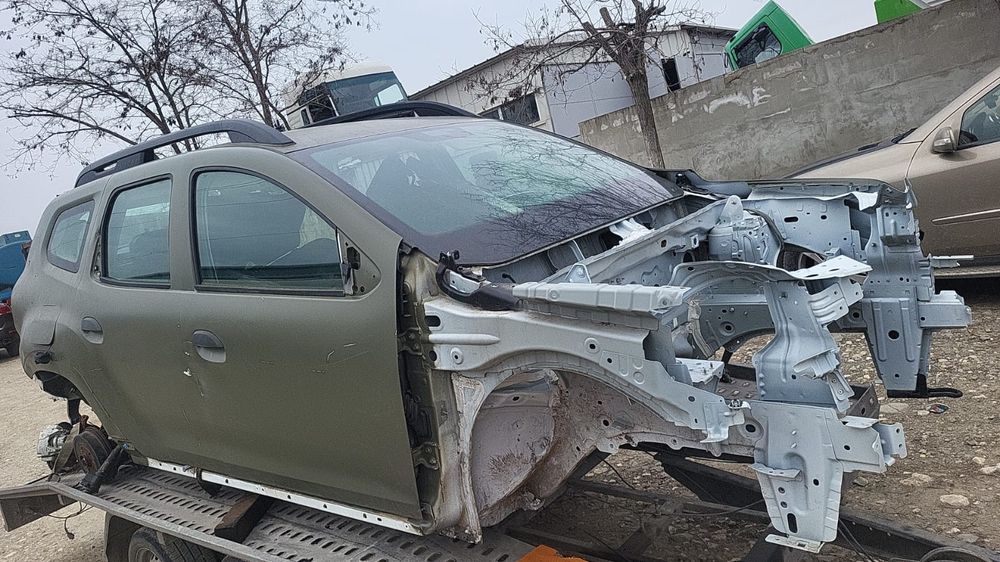 Aripa spate Duster 4x4