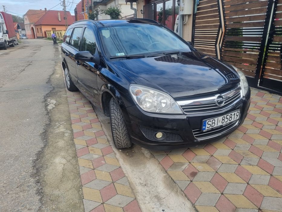 Vând Opel astra 2008