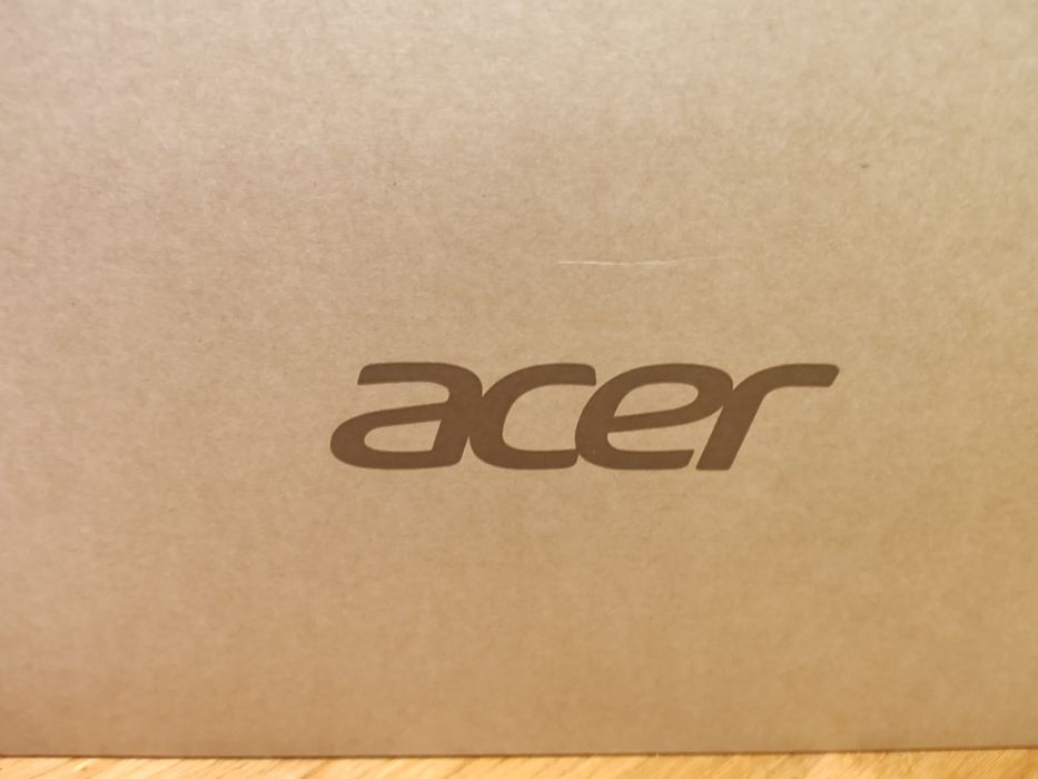 Aspire Go 15 
20O AG15-42P-R8SZ 
AMD RyzenTM 7 5825U 
15.6" FHD IPS Sl