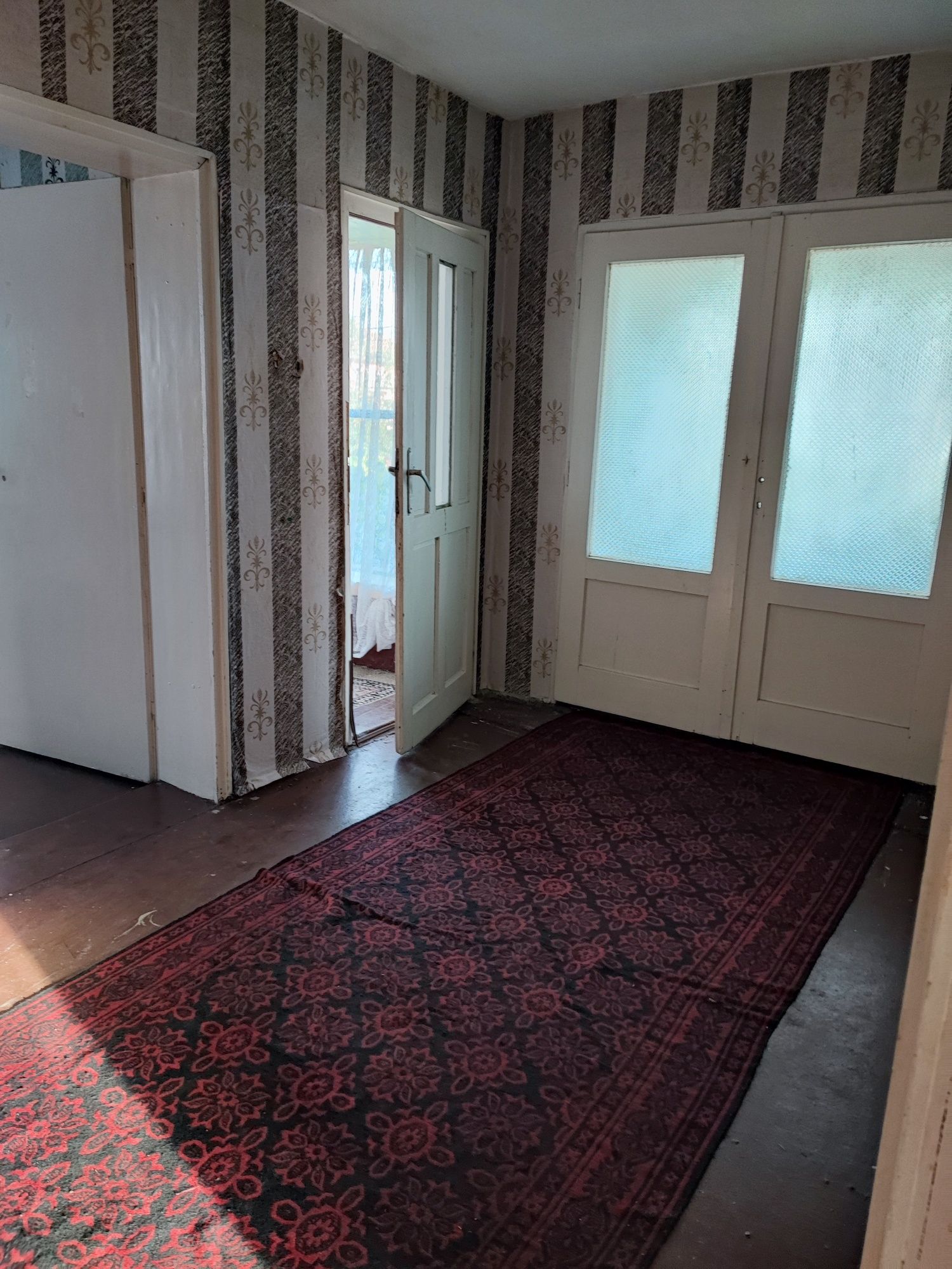 Продава КЪЩА,с.Стряма,област Пловдив
