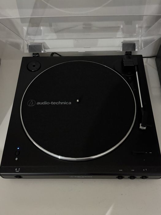 Audio technica lp60xbt грамофон