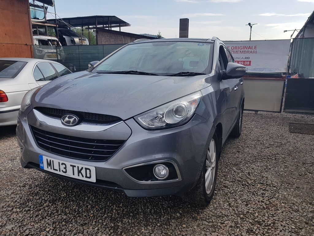 Dezmembrez Hyundai IX35 1.7, 2.0 CRDI