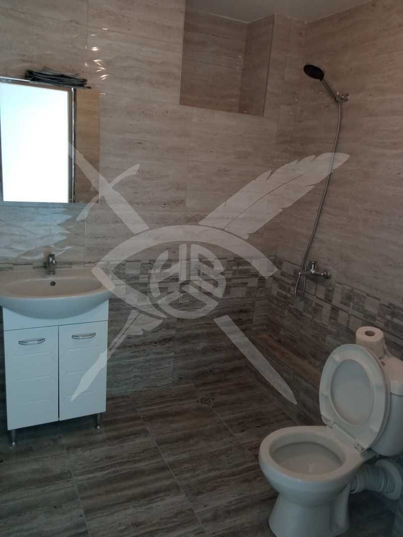 Двустаен апартамент в жк. Горна баня № 83656