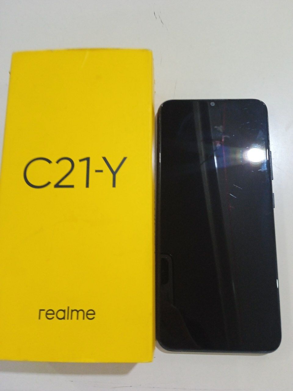 Realme     C21-Y