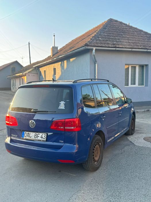 Vw Touran 2013 ConfortLine