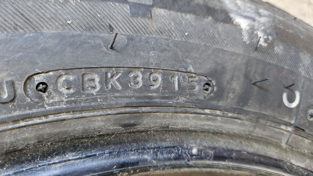 2бр гуми 195 65 16С бриджстоун
