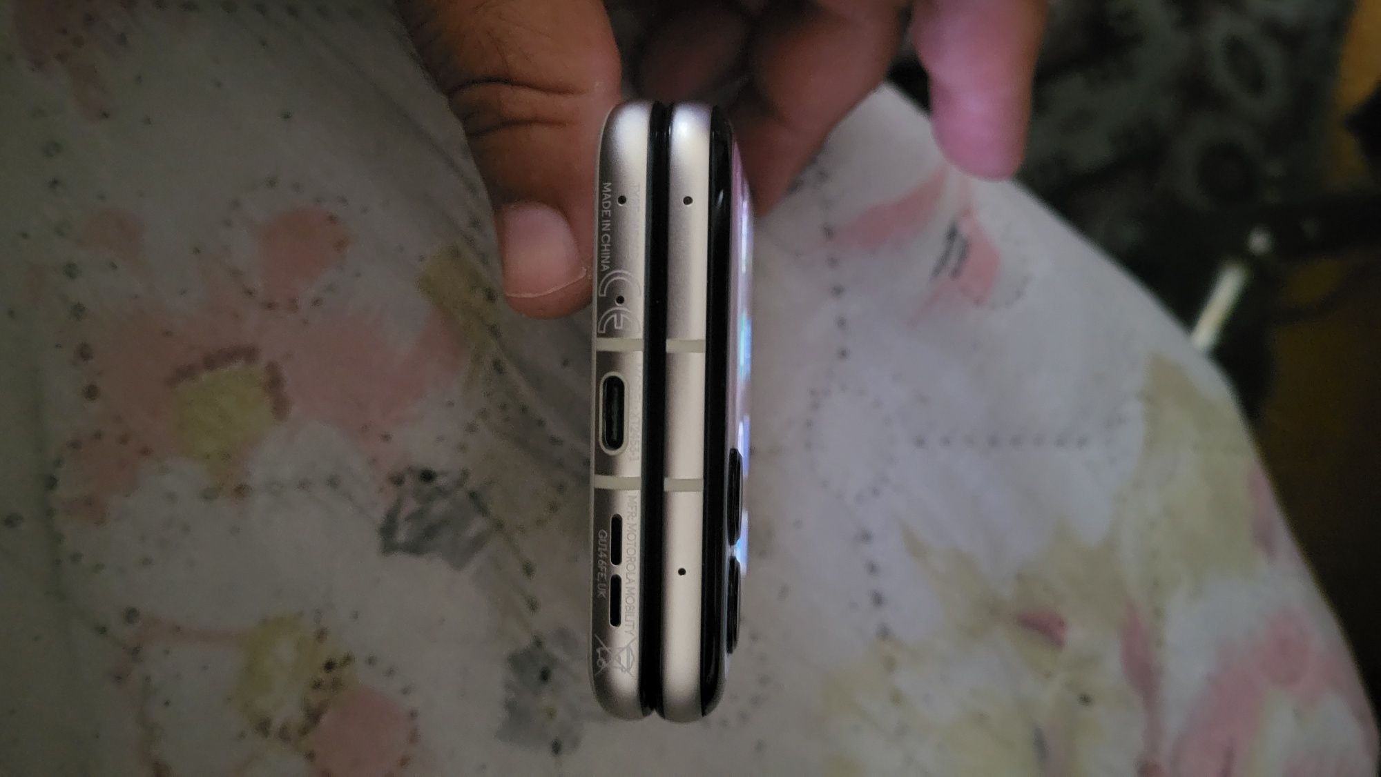 Motorolla razr 50/256gb