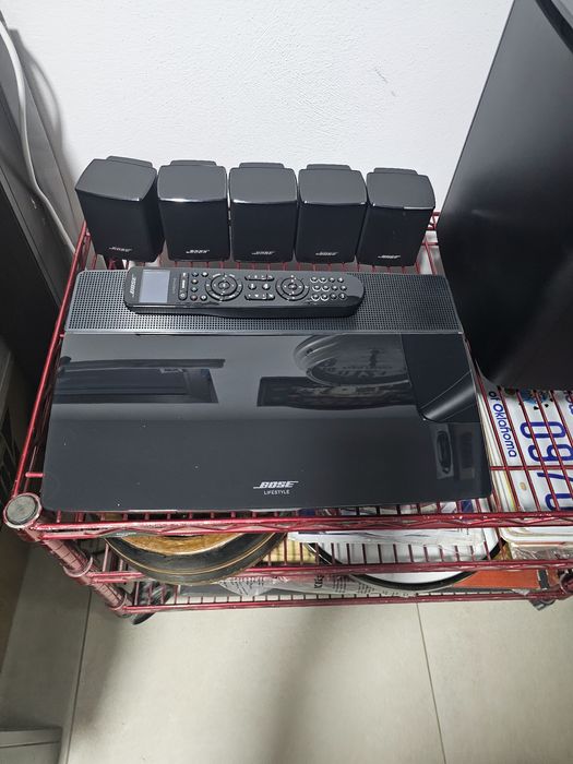 Sistema home cinema Bose lifestyle 550