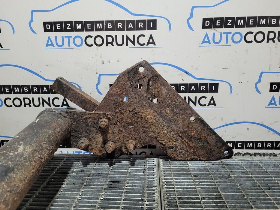 Carlig remorcare Toyota RAV 4 III 2005 - 2009 SUV 4 Usi (870)