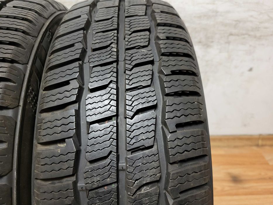195/60/16C Kumho 9 mm с джанти 5х112 зимни гуми Ford , Seat ,Vw Sharan
