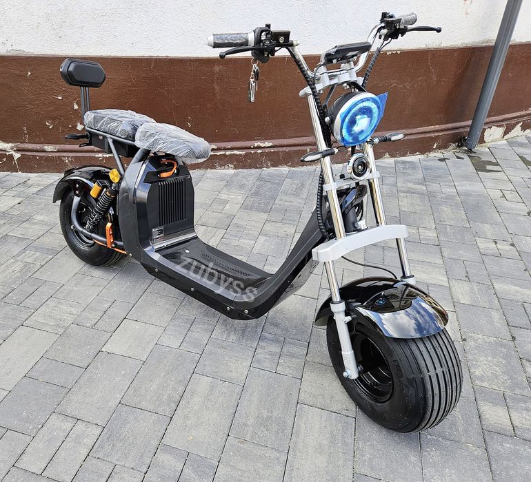 Scuter Electric Fara Permis Smarda 20Ah 60kmh Dotari de Top