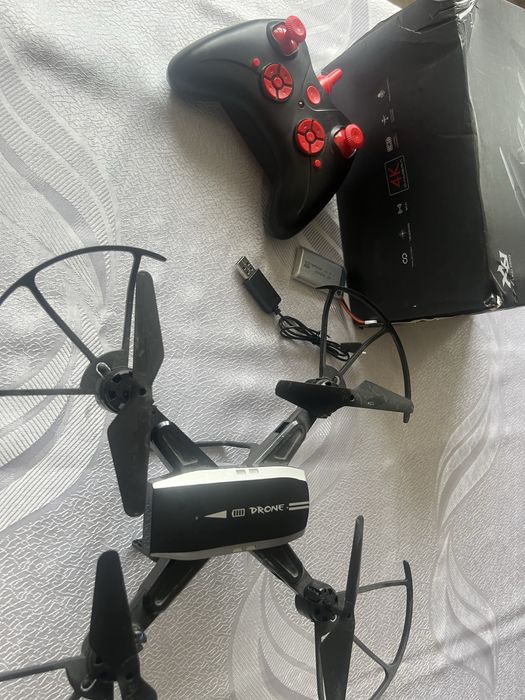 Дрон с камера KY606D RC
