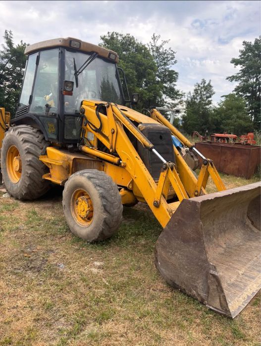 Buldoexcavator JCB 3CX