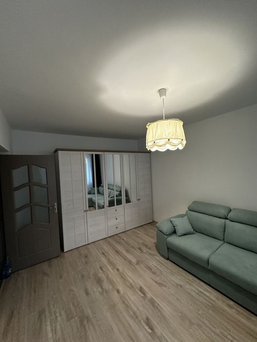 Proprietar inchiriez apartament 2 camere Parc Plumbuita