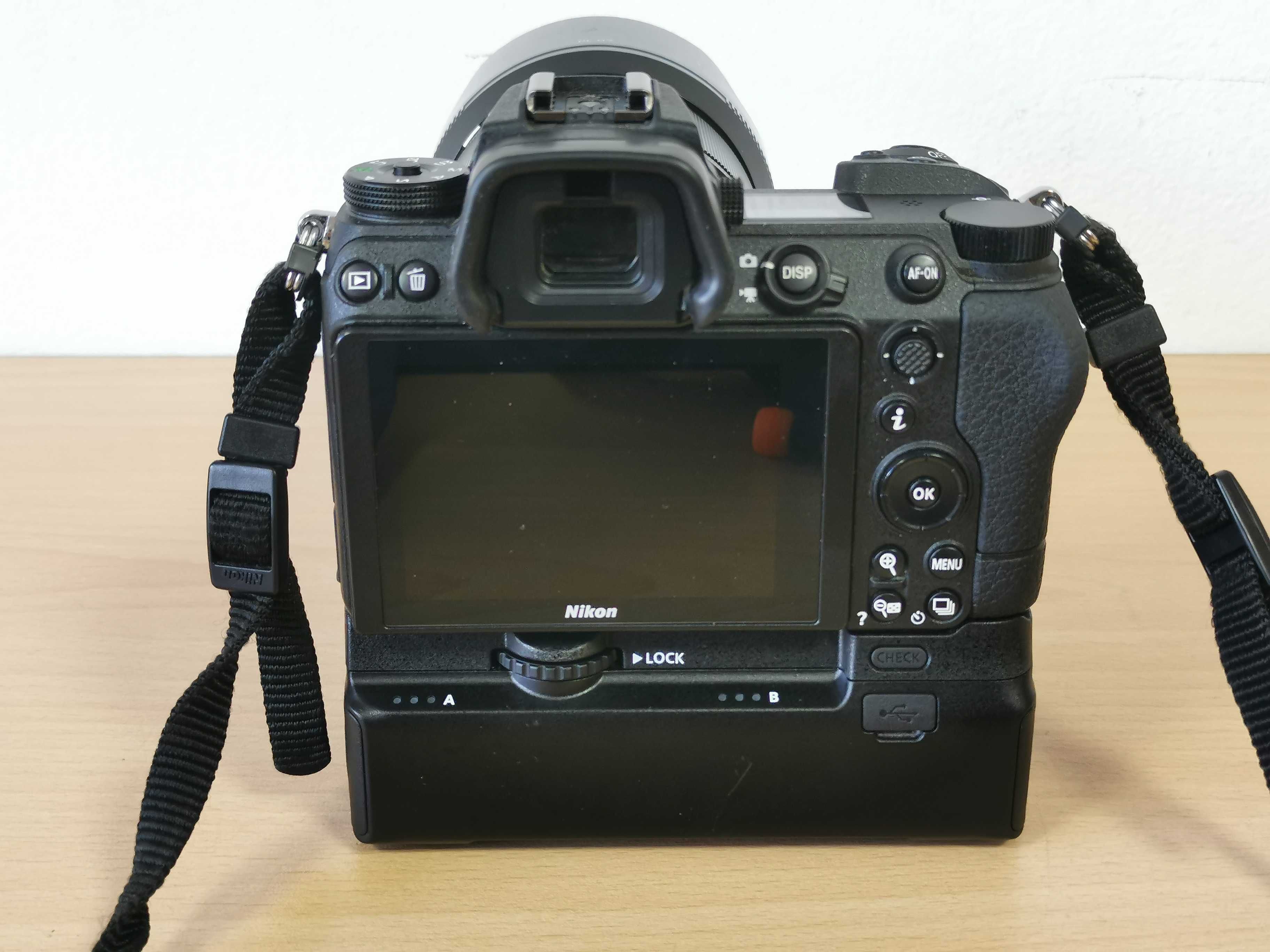 Nikon MB-N10 Battery Grip за Nikon Z5, Nikon Z6 и Nikon Z7