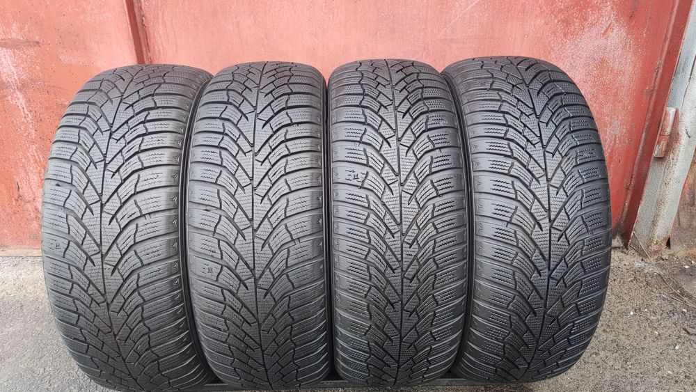 4бр. зимни гуми 205/55/16 Kumho Winter Craft W52
dot23
8.7mm
Много доб