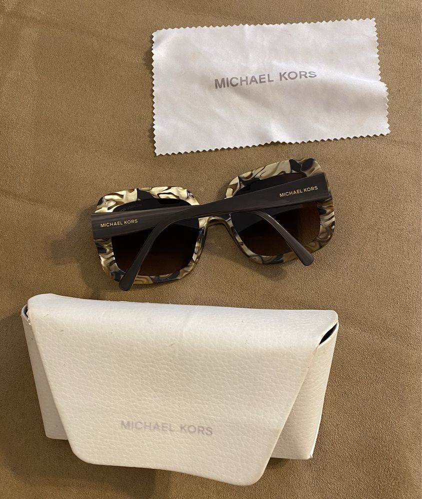 Ochelari Michael Kors!