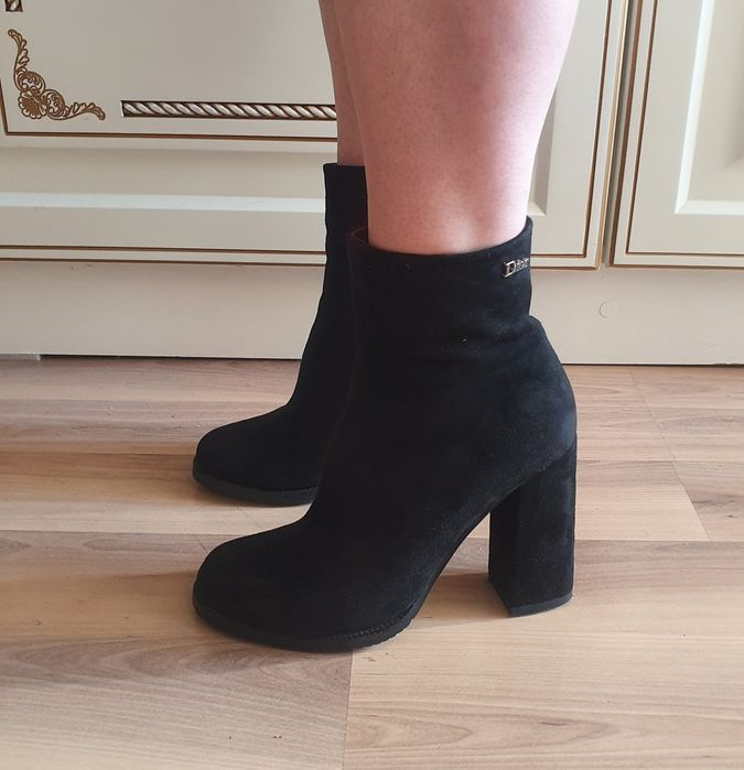 Ботильоны продам