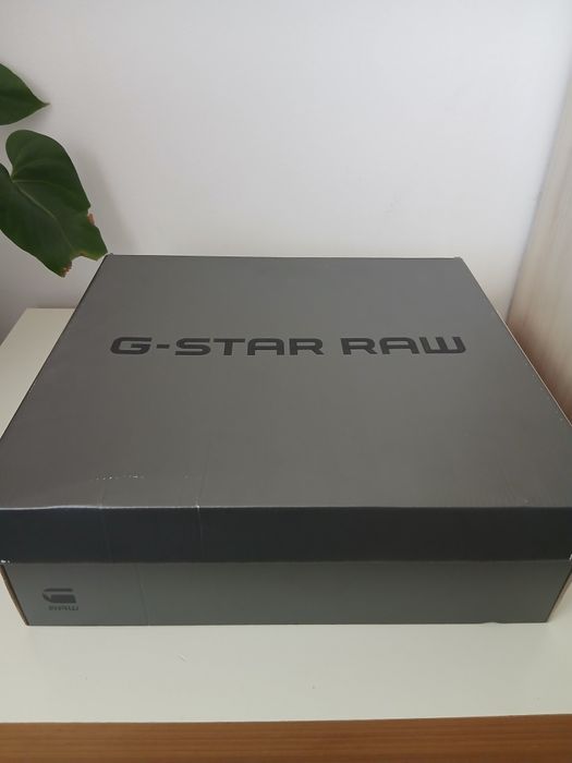 Боти от естествена кожа