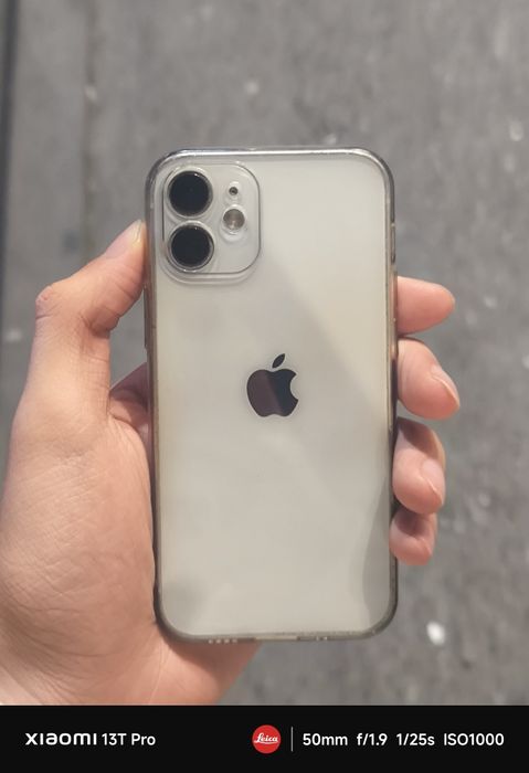 Продам Iphone 12 мини