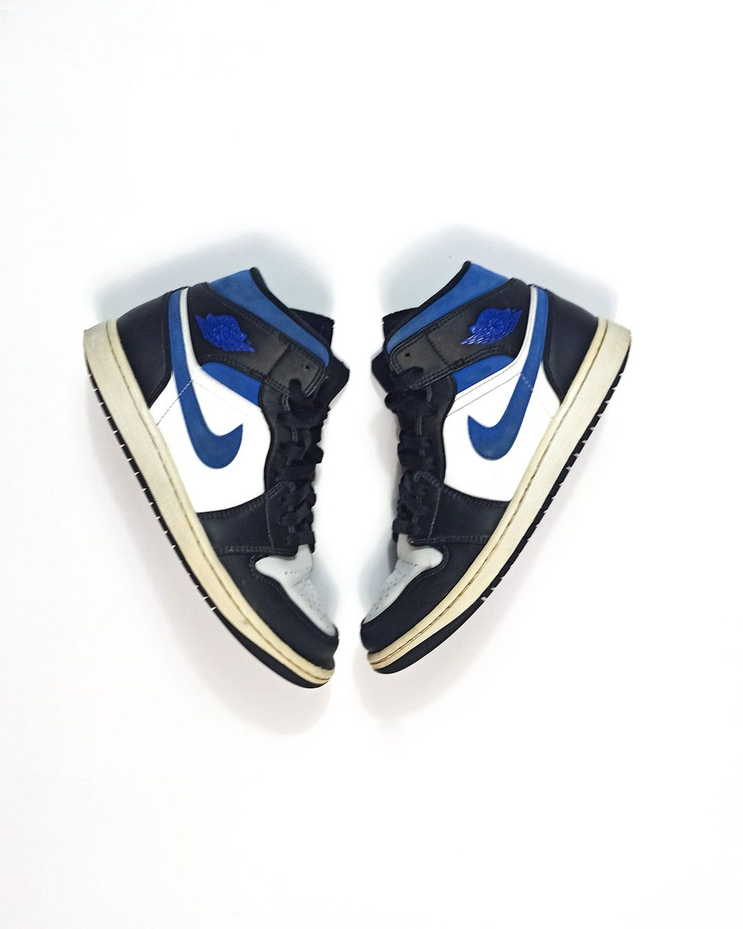 Air Jordan 1 MID