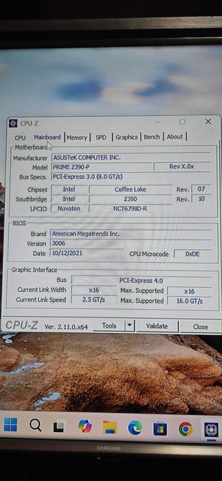 PC Gaming cu i7 8700, RTX 3060 12GB,32GB RAM DDR4