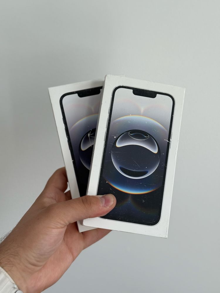 iPhone 16e / 128 GB / Sigilate / Garantie 12 Luni / Noi / Negre / Albe