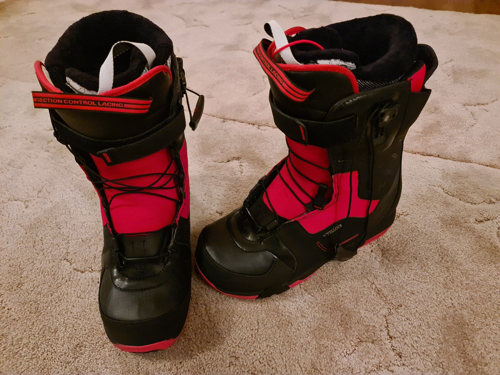 Snowboard Дъска FireFly 159 см , Обувки Deeluxe и Апара