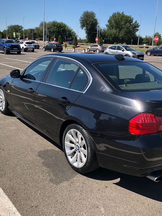 Vând sau schimb BMW 318D