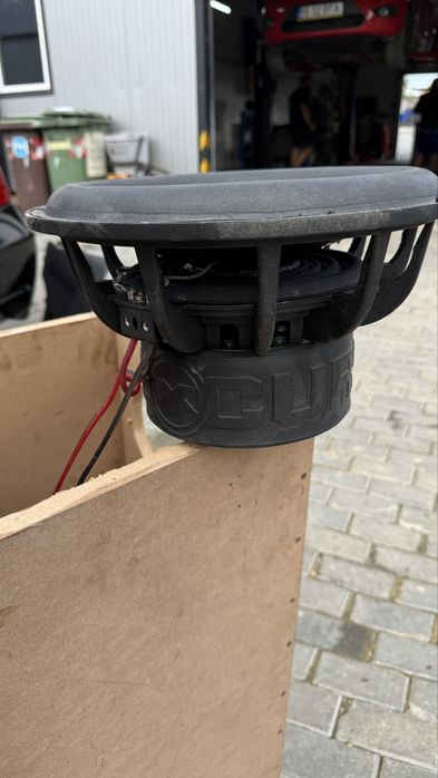 Subwoofer Excursion 800rms + Amplfi BassFace