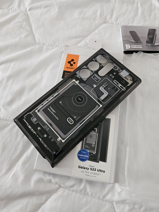 Husa Spigen Samsung S23 Ultra