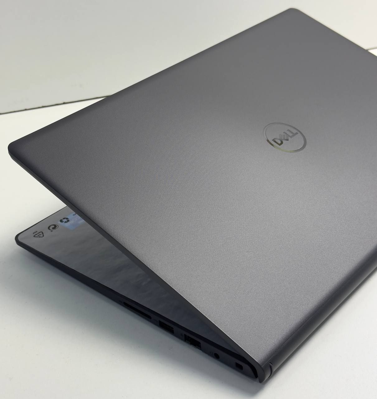 Dell Vostro Yangi