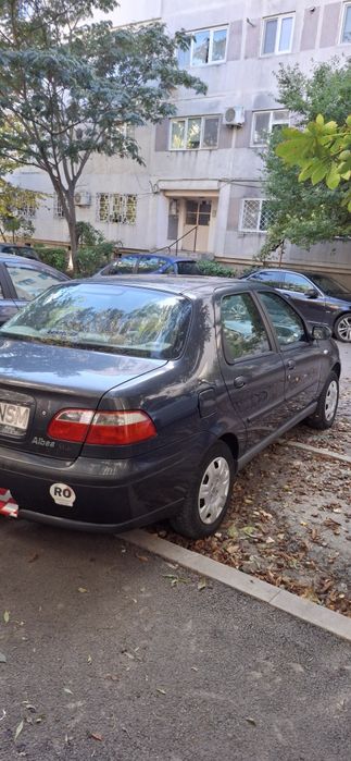 Vând Fiat Albea NEGOCIABIL