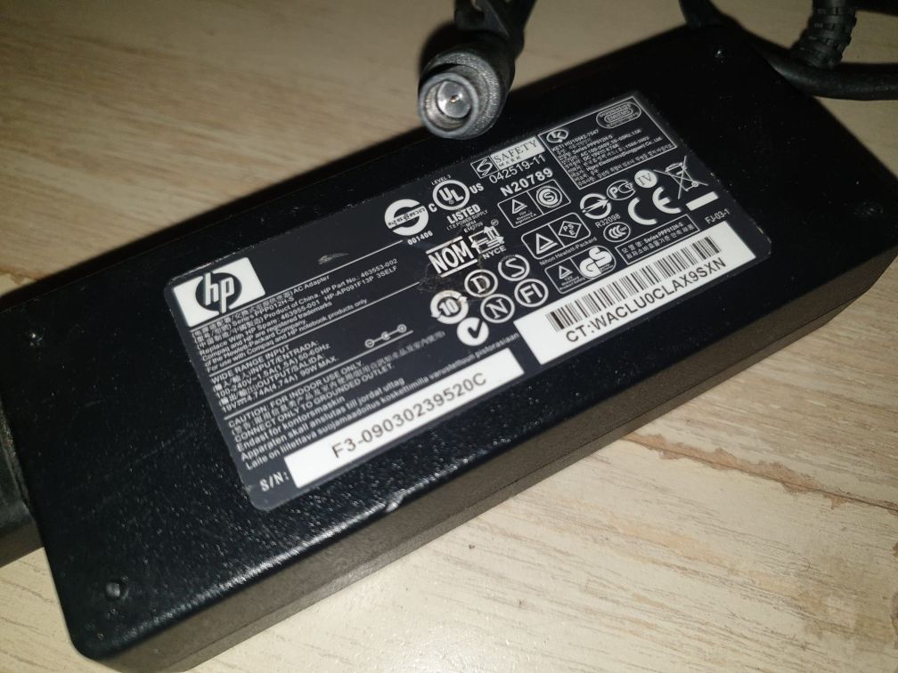 Incarcator alimentator HP original 90W 19v 4.74a PPP012H-S