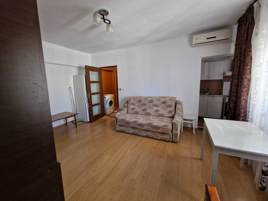 Garsoniera de vanzare, compartimentata in 2 camere, Alexandria, 32mp