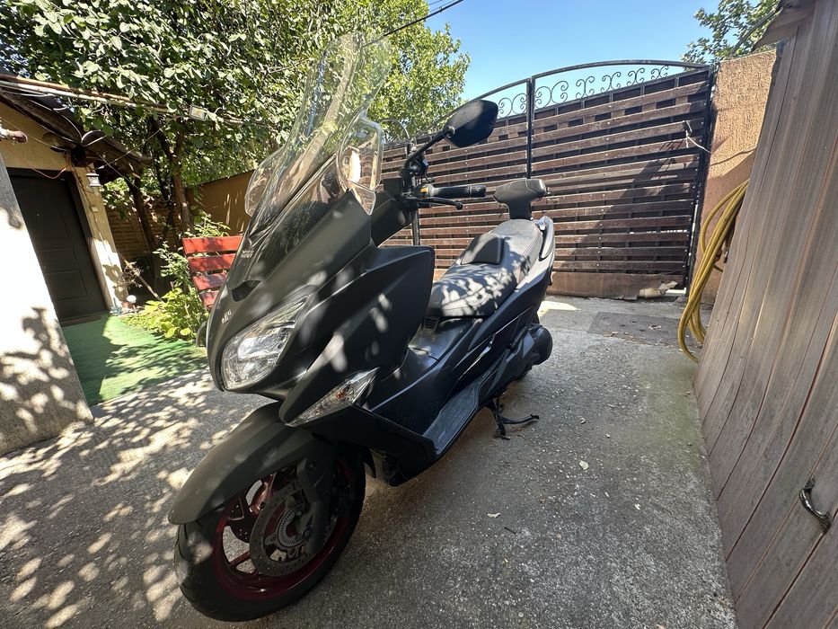 Suzuki Burgman 400 maxi scuter an 2018