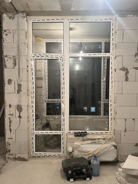 Окно и дверь с балкона