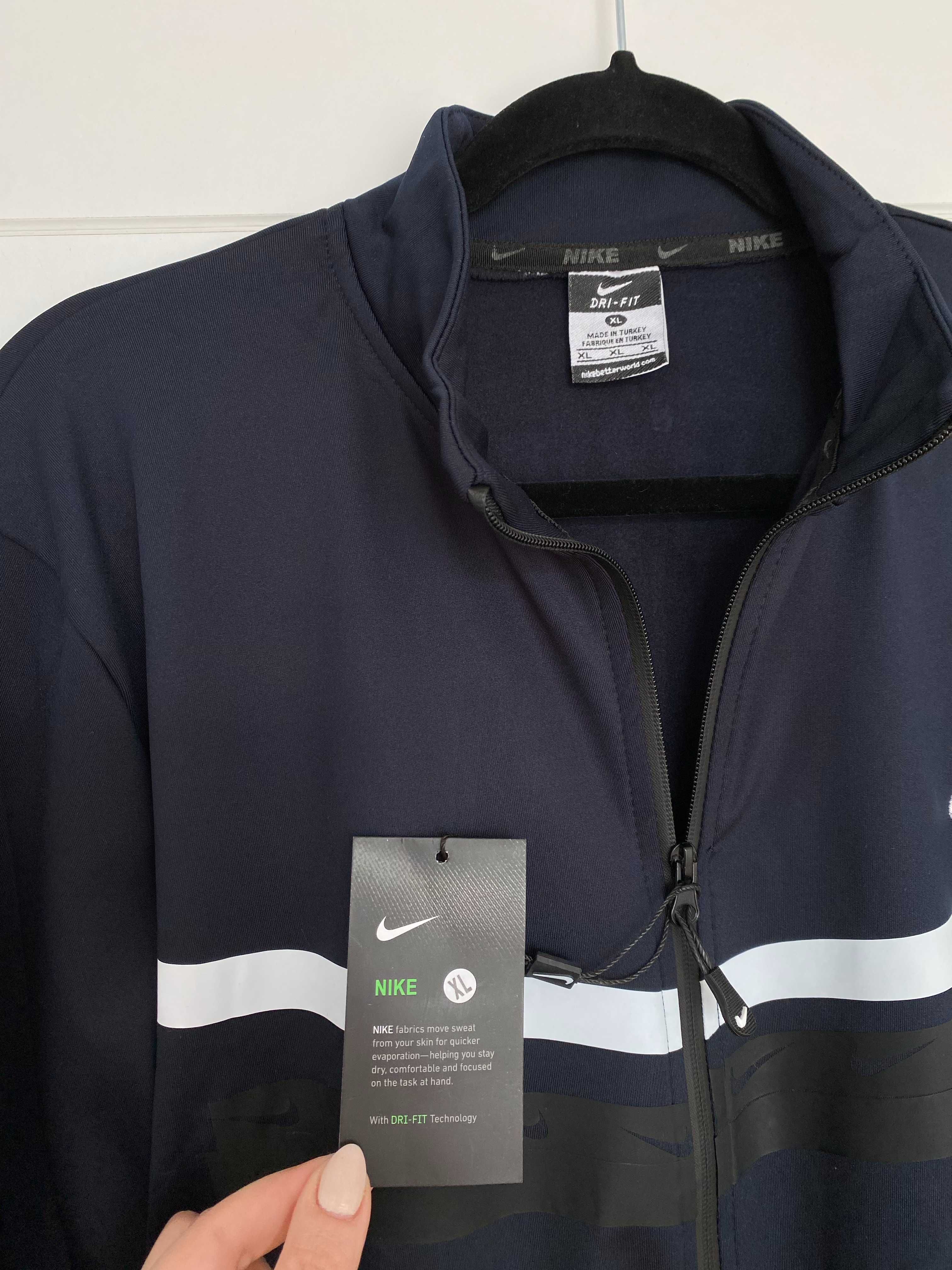 Trening NIKE dry-fit bleumarin / bluza pantaloni pentru barbati mar XL