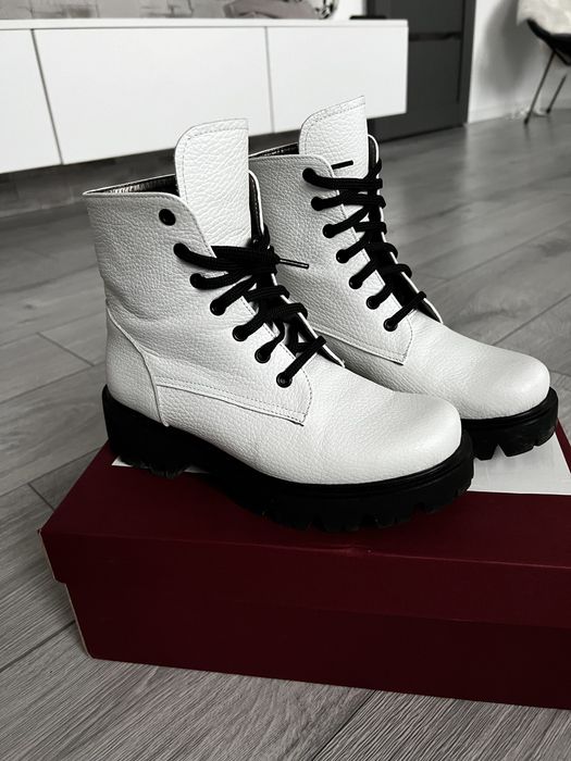 Ghete/ bocanci de toamna din piele