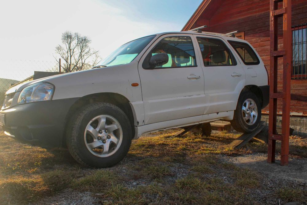 Mazda Tribute 4x4 95.000 km