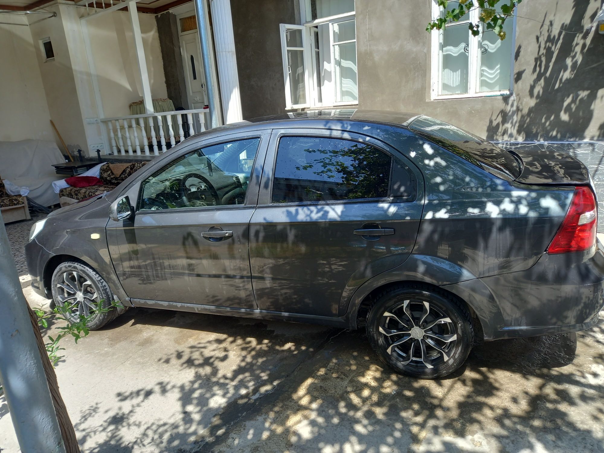 Nexia 3 O'rta xolatda abmen bor