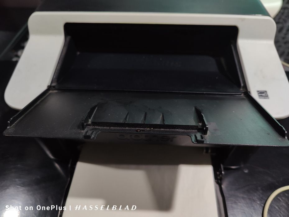 Принтер лазерен чисто нов модел Brother HL-11 ser.no.E72142F4N949187